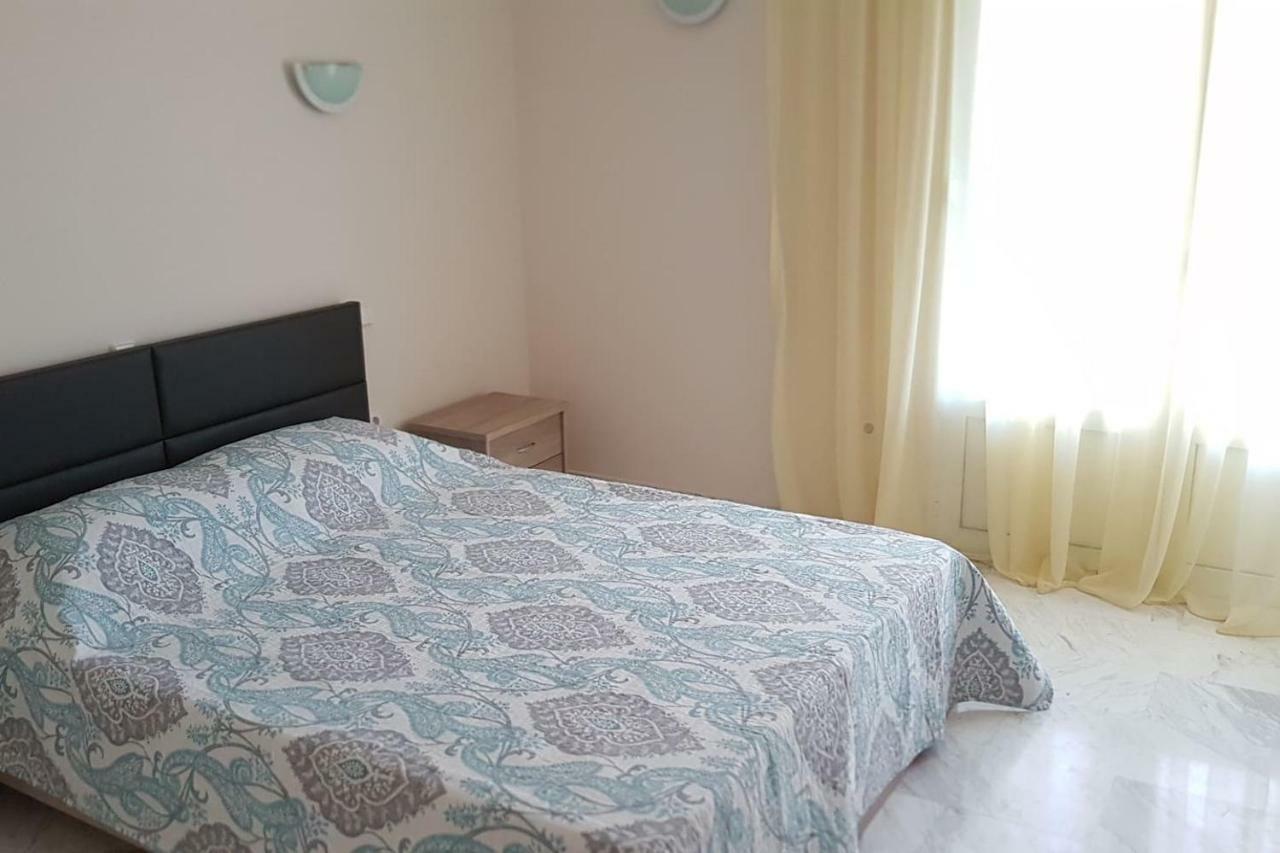 Galini Apartment Loutráki Zewnętrze zdjęcie